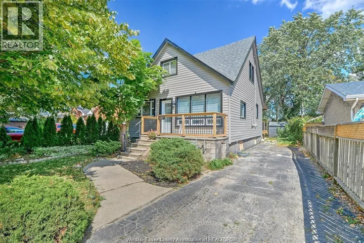 3262 Clemenceau, Windsor, Ontario N8T2R7
