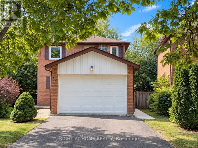 32 ARANKA COURT, Richmond Hill (North Richvale), Ontario L4C7T9