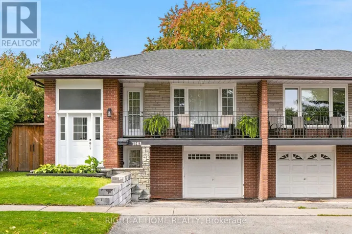 1963 CARRERA LANE, Mississauga (Clarkson), Ontario L5J1C6
