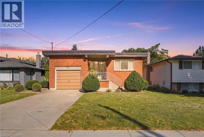 32 SAN FERNANDO Drive, Hamilton, Ontario L9C2C2