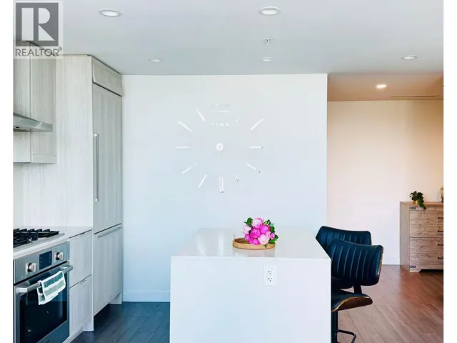 3006 2311 BETA AVENUE, Burnaby, British Columbia V5C0M1