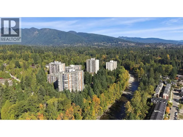 403 2024 FULLERTON AVENUE, North Vancouver, British Columbia V7P3G4