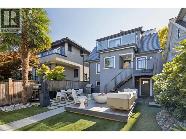 3137 W 24TH AVENUE, Vancouver, British Columbia V6L1R7