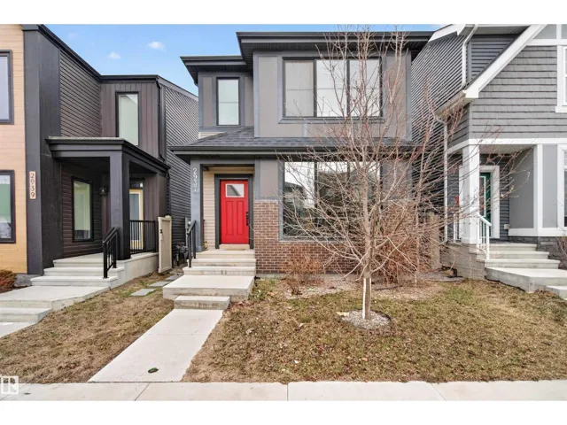 2937 COUGHLAN GR SW, Edmonton, Alberta T6W3X6
