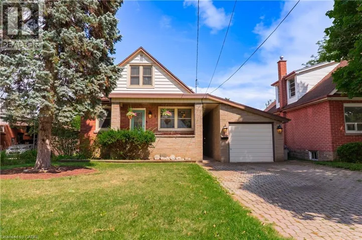8 CAMERON Avenue, Dundas, Ontario L9H1P5