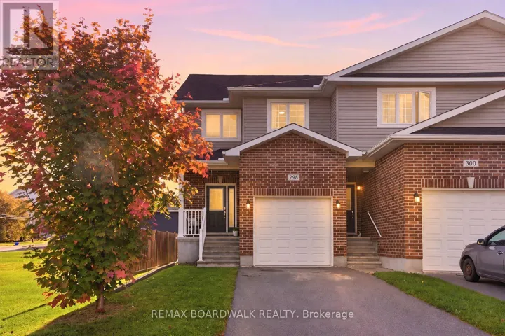 298 WILLIAM STREET W, Arnprior, Ontario K7S1K8