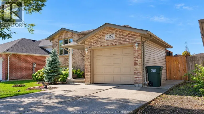 2159 MCKAY AVENUE, Windsor, Ontario N9B3X4