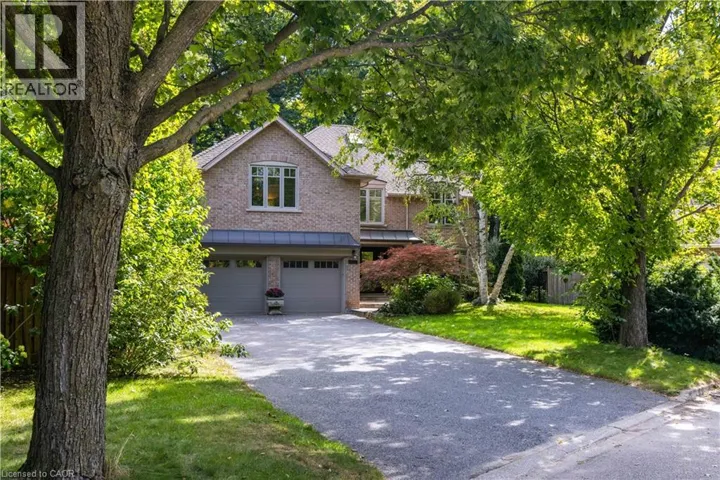 1530 CHASEHURST Drive, Mississauga, Ontario L5J3A8