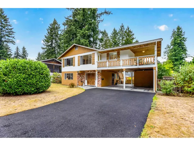 3872 203A STREET, Langley, British Columbia V3A5L6