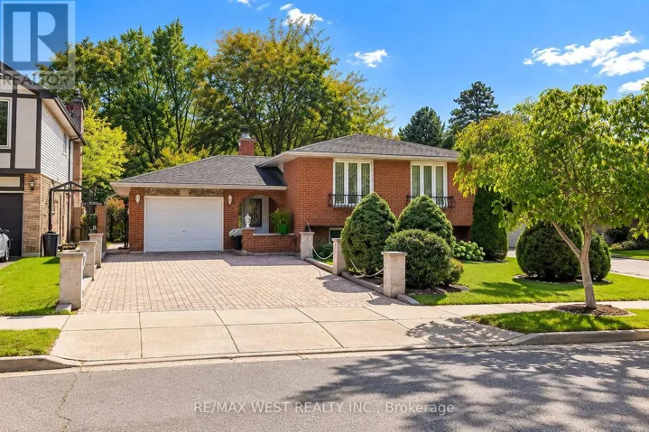 34 GLEN CASTLE DRIVE, Hamilton (Stoney Creek), Ontario L8G2Z4