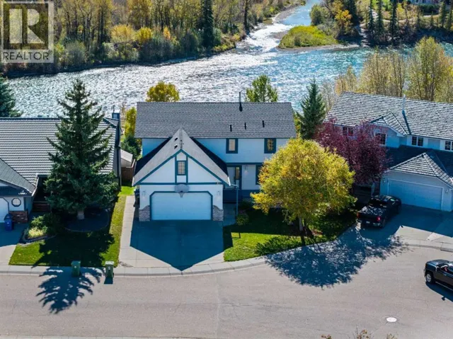 52 West Mitford Crescent, Cochrane, Alberta T4C1L2