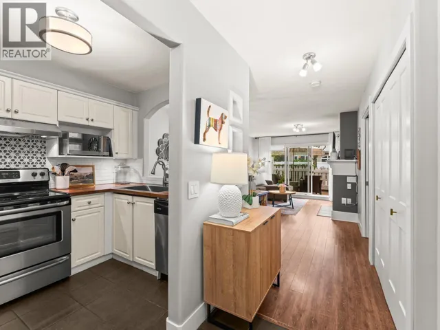 117 5900 DOVER CRESCENT, Richmond, British Columbia V7C5R4