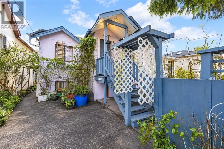 4940 KILLARNEY STREET, Vancouver, British Columbia V5R3V7
