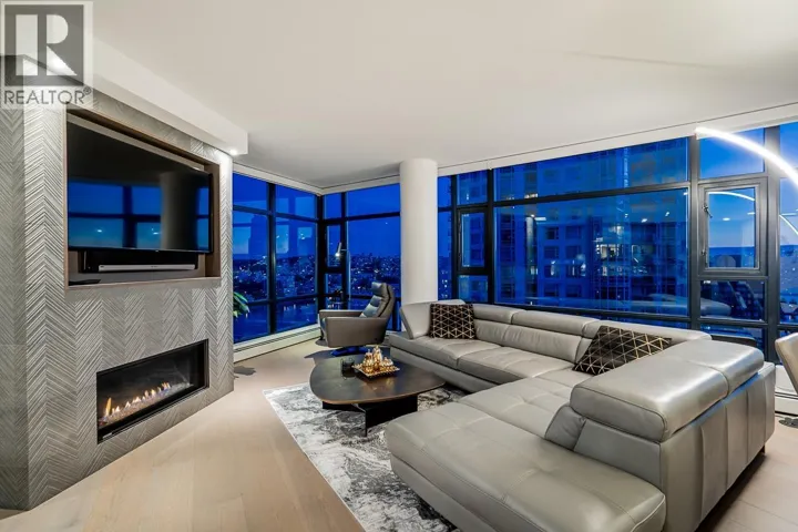 2207 198 AQUARIUS MEWS, Vancouver, British Columbia V6Z2Y4