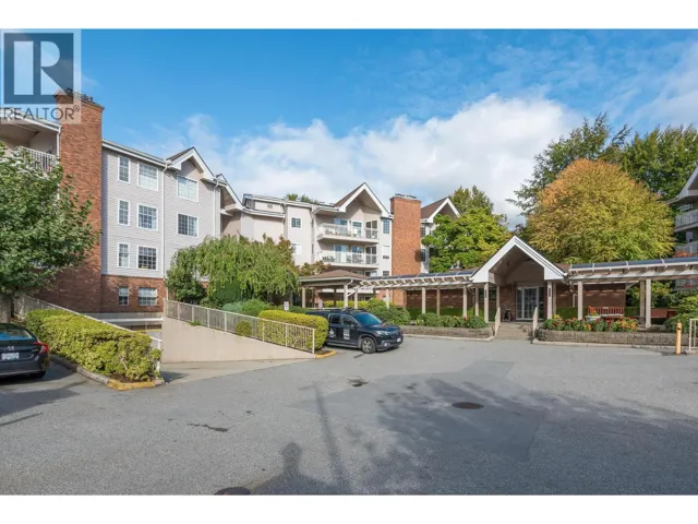 303 2963 BURLINGTON DRIVE, Coquitlam, British Columbia V3B6X1