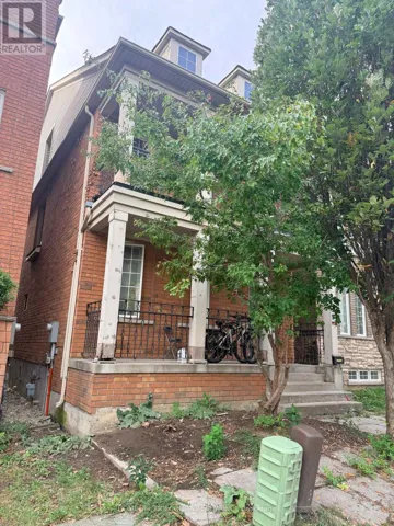 10 ALDWINCKLE HEIGHTS, Toronto (York University Heights), Ontario M3J3S6