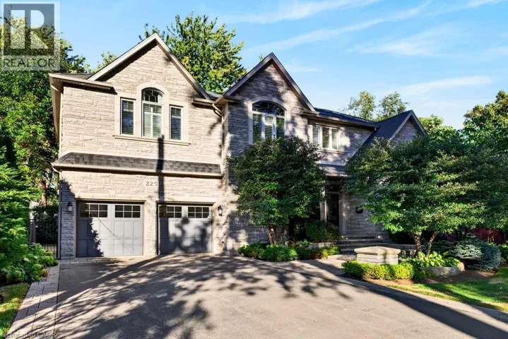 225 LAKESIDE Avenue, Burlington, Ontario L7N1Y4