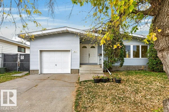 8612 175 ST NW, Edmonton, Alberta T5T0N8