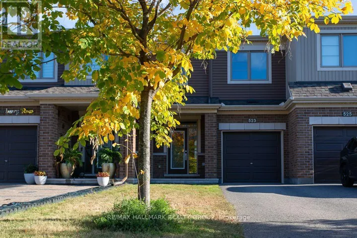 523 THIMBLEBERRY ROW, Ottawa, Ontario K4A1C2