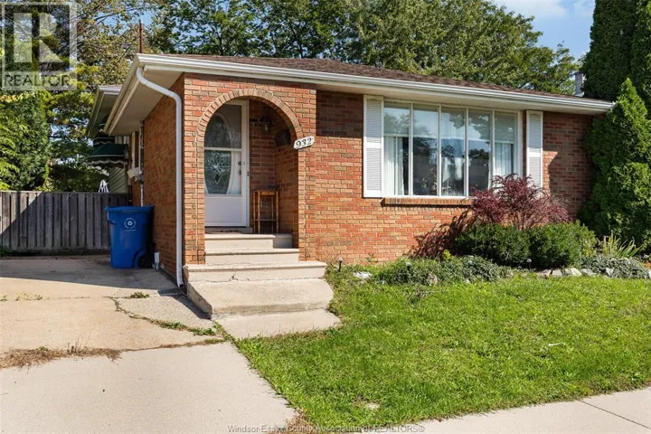 932 REEDMERE ROAD, Windsor, Ontario N8S2L8