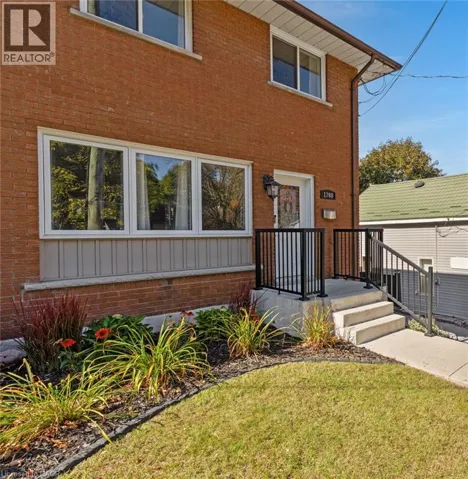 1708 FRANKLIN Boulevard, Cambridge, Ontario N3C1P1