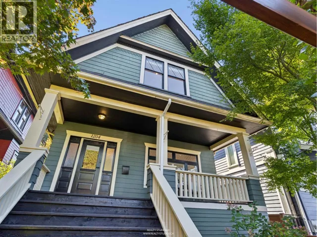 1204 E 14TH AVENUE, Vancouver, British Columbia V5T2P3