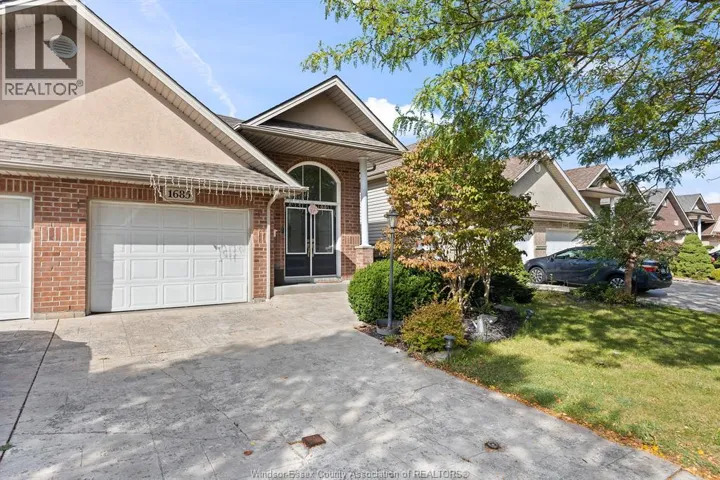 1685 CHATEAU AVENUE, Windsor, Ontario N8P1M4