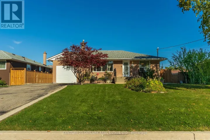 24 AURA LEA BOULEVARD, Toronto (Humberlea-Pelmo Park), Ontario M9M1K3