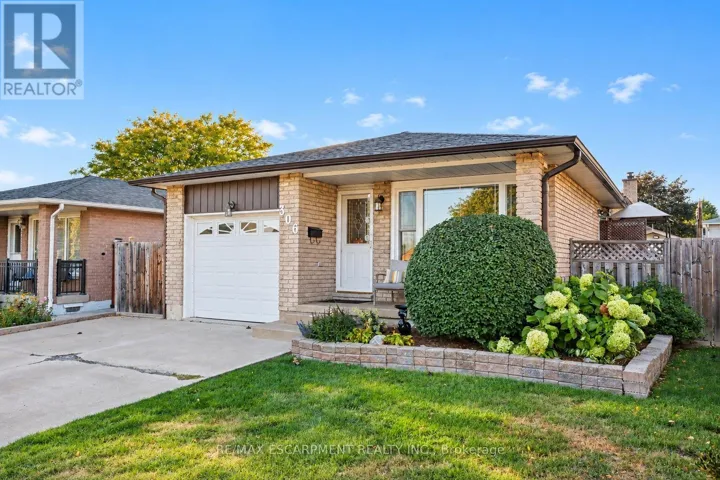 306 TEMPLEMEAD DRIVE, Hamilton (Templemead), Ontario L8W3H7
