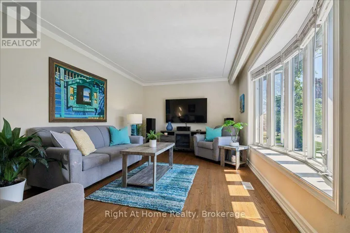 275 KENT CRESCENT, Burlington (Appleby), Ontario L7L4T2
