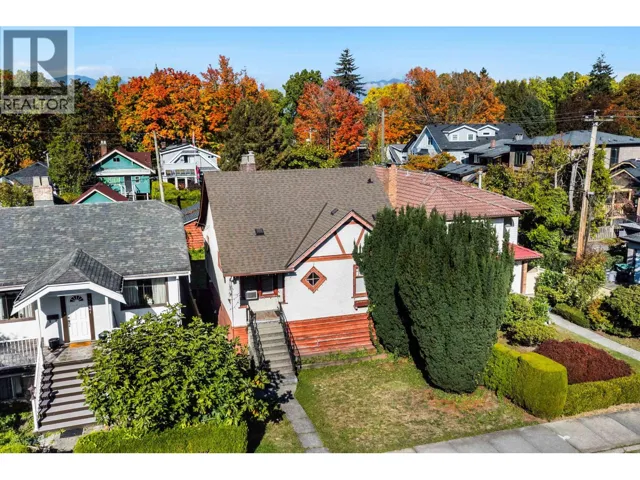 3433 W 12TH AVENUE, Vancouver, British Columbia V6R2N2