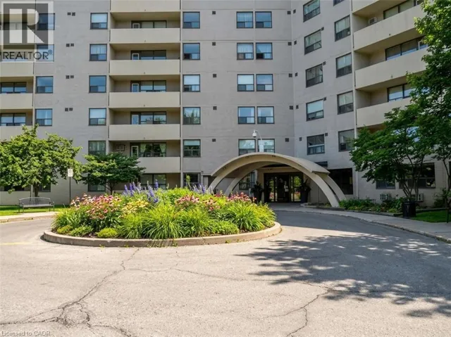 700 DYNES Road Unit# 209, Burlington, Ontario L7N3M2