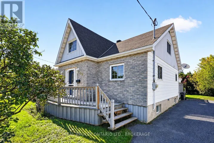 25 DUNBAR AVENUE, Cornwall, Ontario K6H5M6