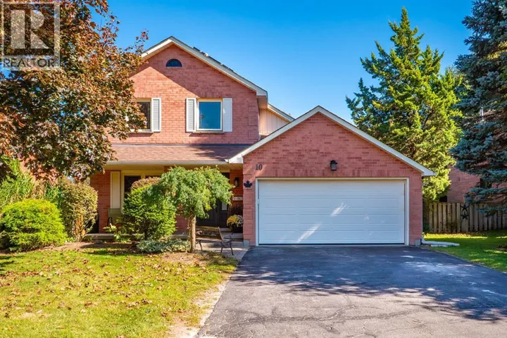 10 HANDORF DRIVE, Cambridge, Ontario N3C3Y2