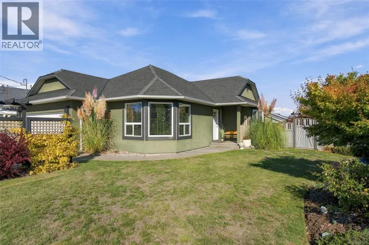 878 Temple St, Parksville, British Columbia V9P2L8