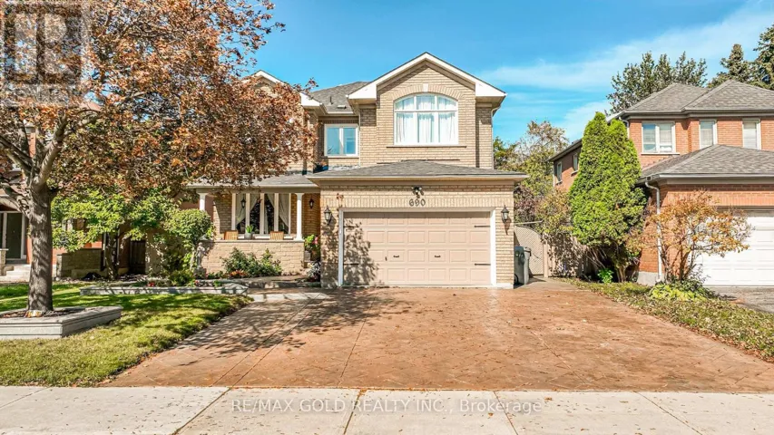 690 PETER ROBERTSON BOULEVARD, Brampton (Sandringham-Wellington), Ontario L6R1L7