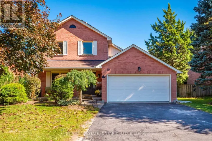 10 HANDORF DRIVE, Cambridge, Ontario N3C3Y2
