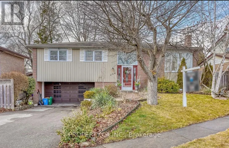 UPPER - 204 MASON DRIVE, Whitby (Downtown Whitby), Ontario L1N2B1