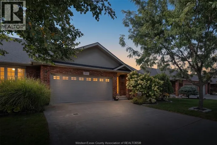 2207 KATELLA, Windsor, Ontario N8P0A4
