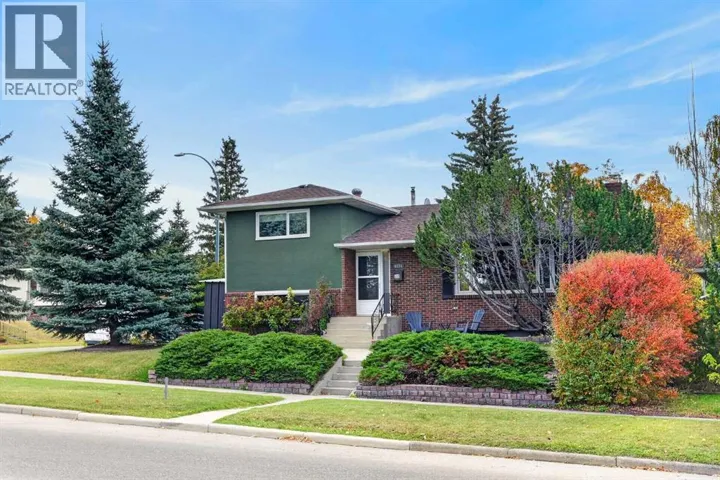 4124 19 Street NW, Calgary, Alberta T2L2B6