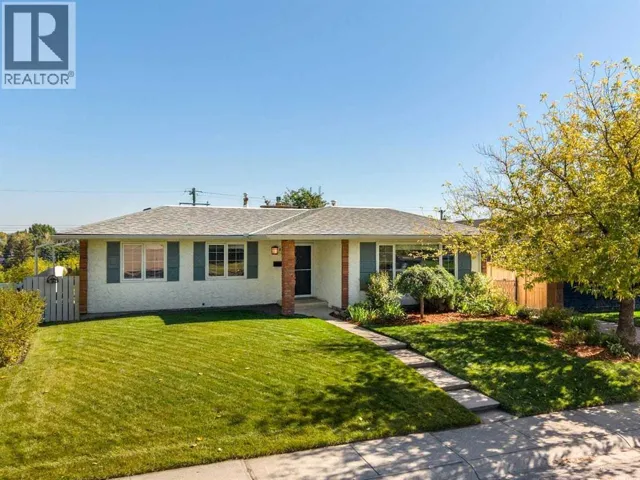 232 Lake Wapta Rise SE, Calgary, Alberta T2J2M9
