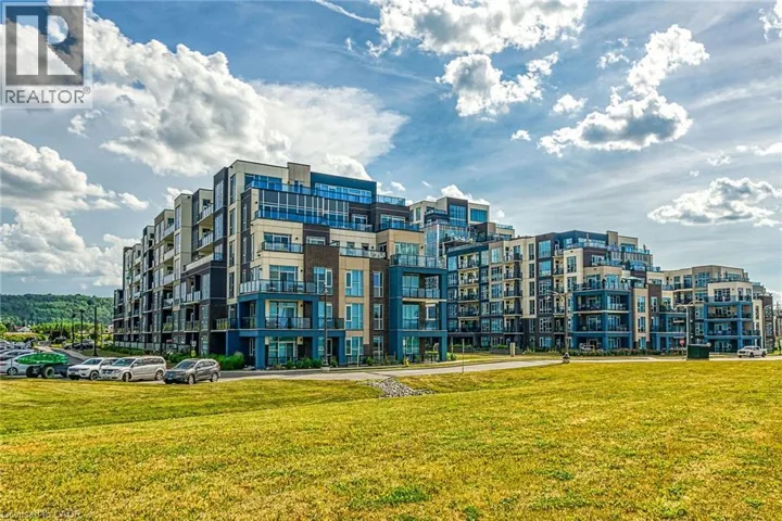 16 CONCORD Place Unit# PH613, Grimsby, Ontario L3M0J1