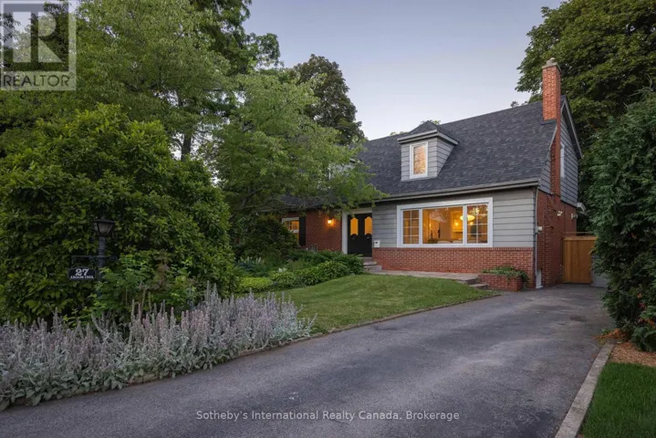 27 ARCADE CRESCENT, Hamilton (Southam), Ontario L9C3H8