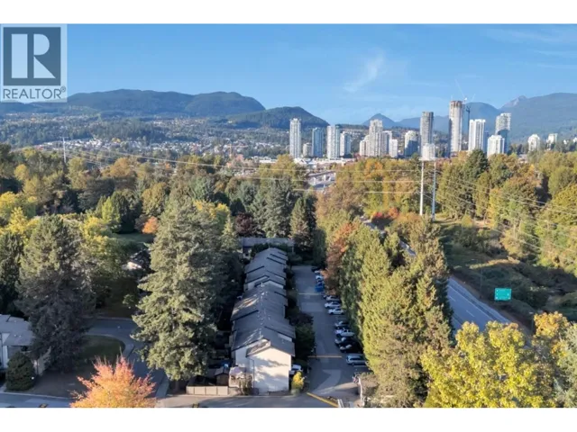 102 2915 NORMAN AVENUE, Coquitlam, British Columbia V3C4H8