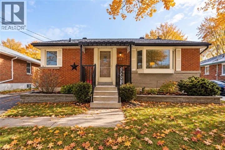 22 FERNWOOD Crescent, Hamilton, Ontario L8T3L1