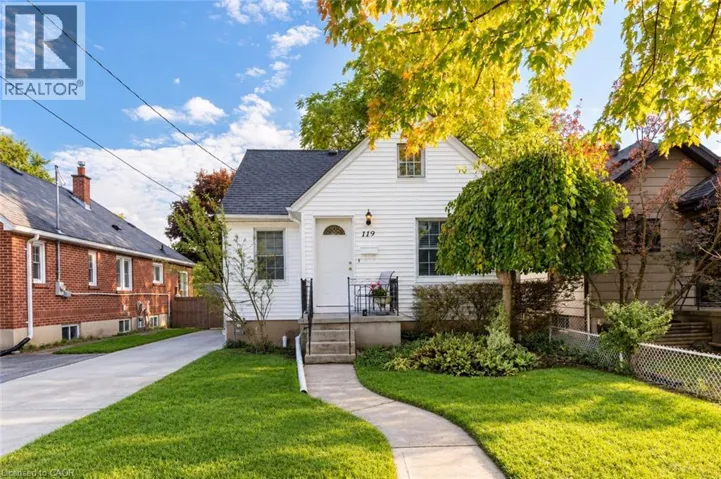 119 BOND Street, London, Ontario N6C1W6