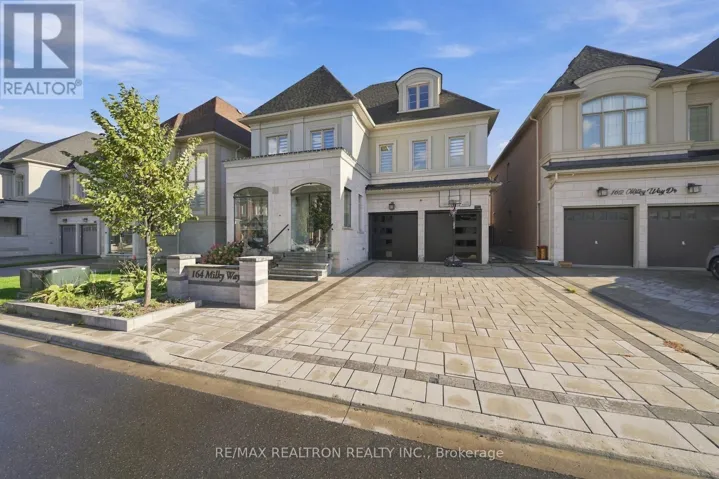 164 MILKY WAY DRIVE, Richmond Hill (Observatory), Ontario L4C4Y3