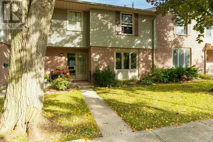 10 BERKSHIRE COURT, London South (South N), Ontario N6J3N7