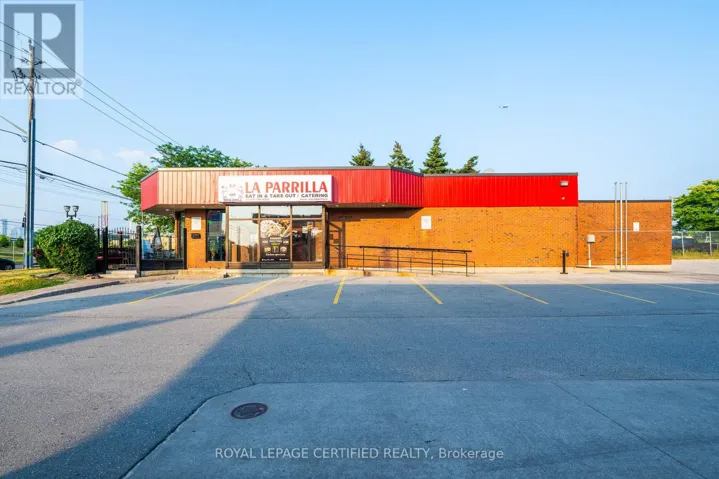 5025 STEELES AVENUE W, Toronto (Humber Summit), Ontario M9L2X1