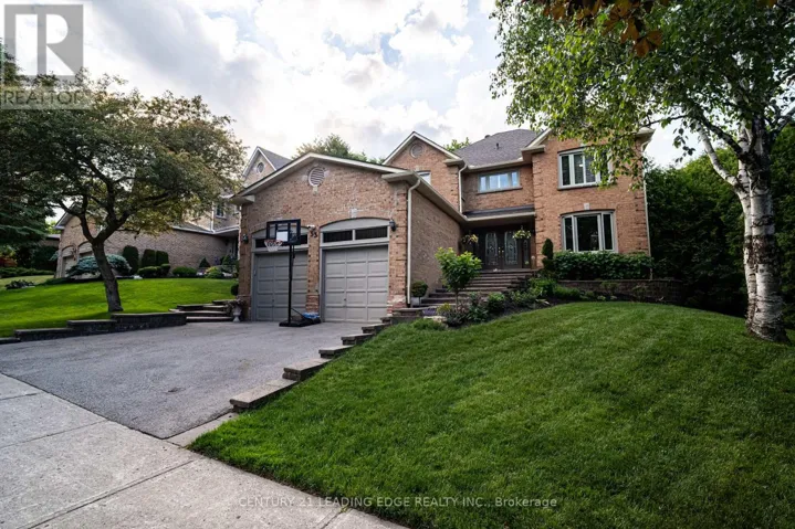 53 MCCLENNY DRIVE, Aurora (Aurora Highlands), Ontario L4G5P5
